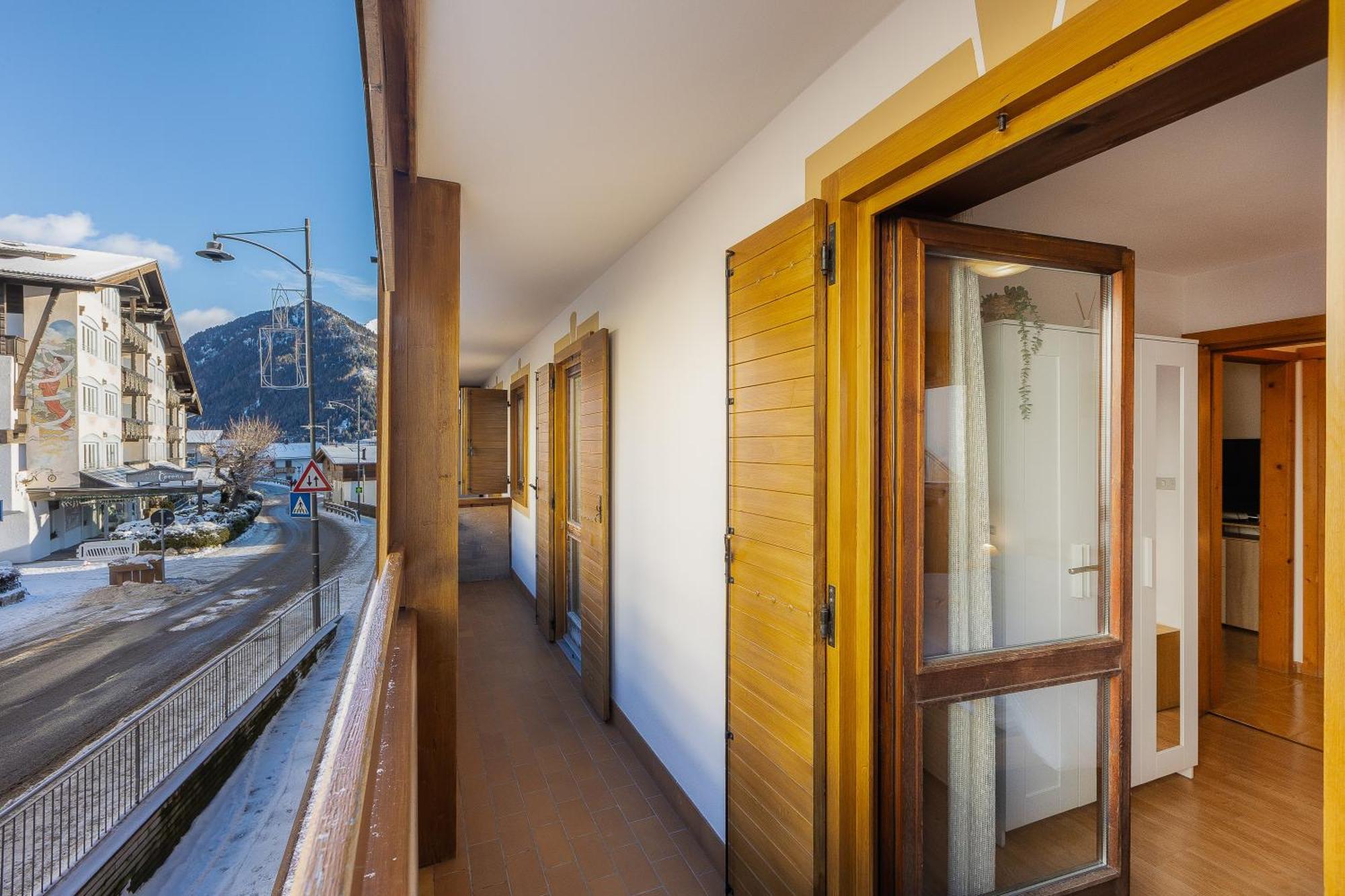 Ciasa De Vich Apartment Vigo di Fassa Luaran gambar
