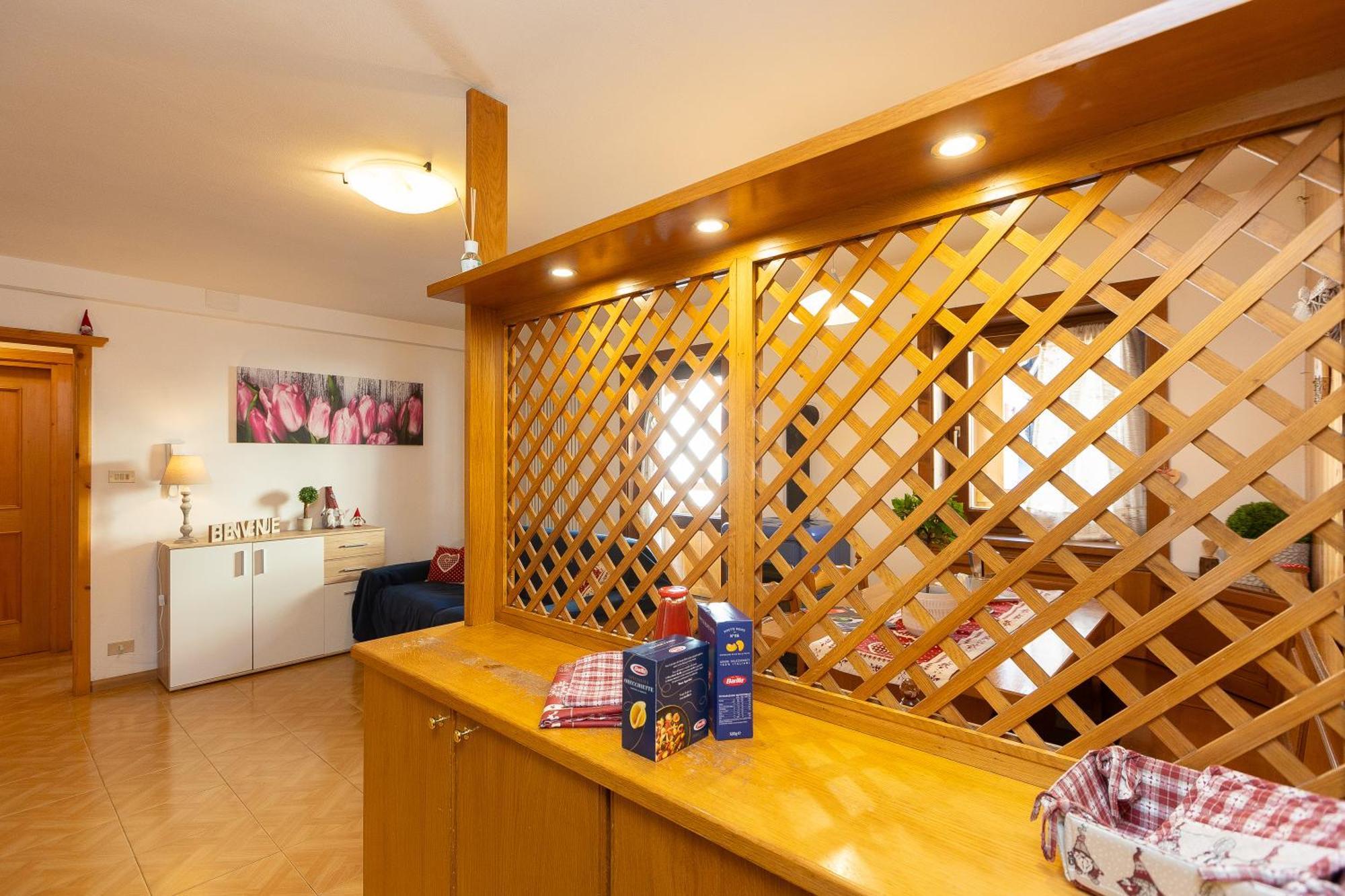 Ciasa De Vich Apartment Vigo di Fassa Luaran gambar