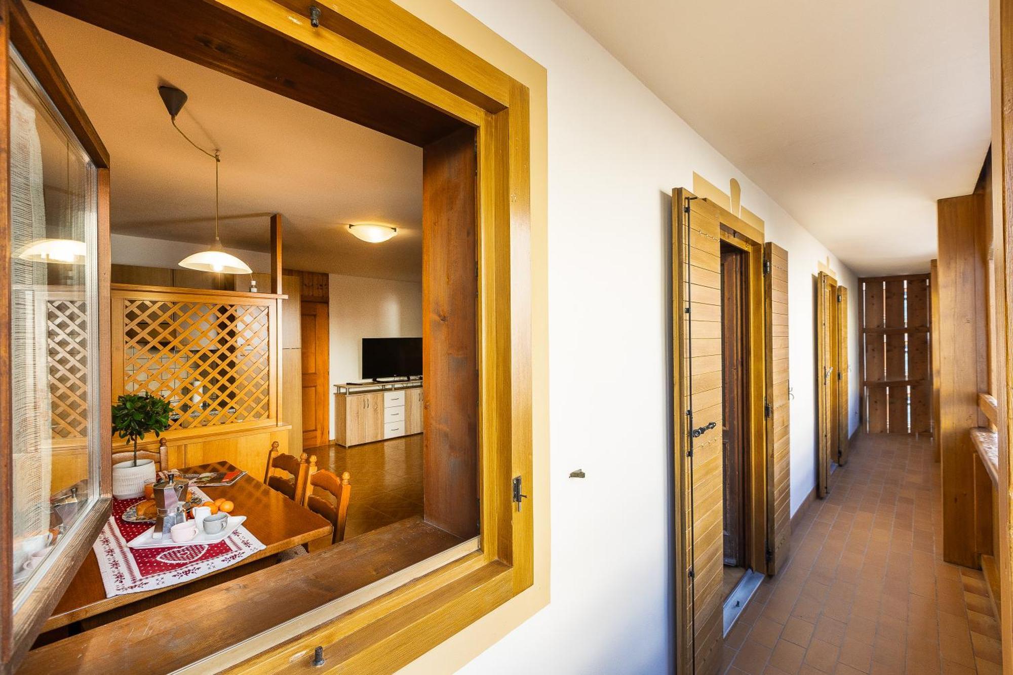 Ciasa De Vich Apartment Vigo di Fassa Luaran gambar